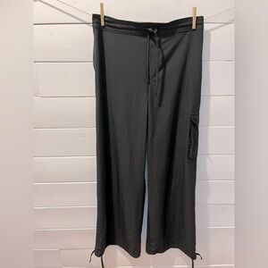 Old Navy Black Quick-Dry Utility Pants – Size M tall – NWOT